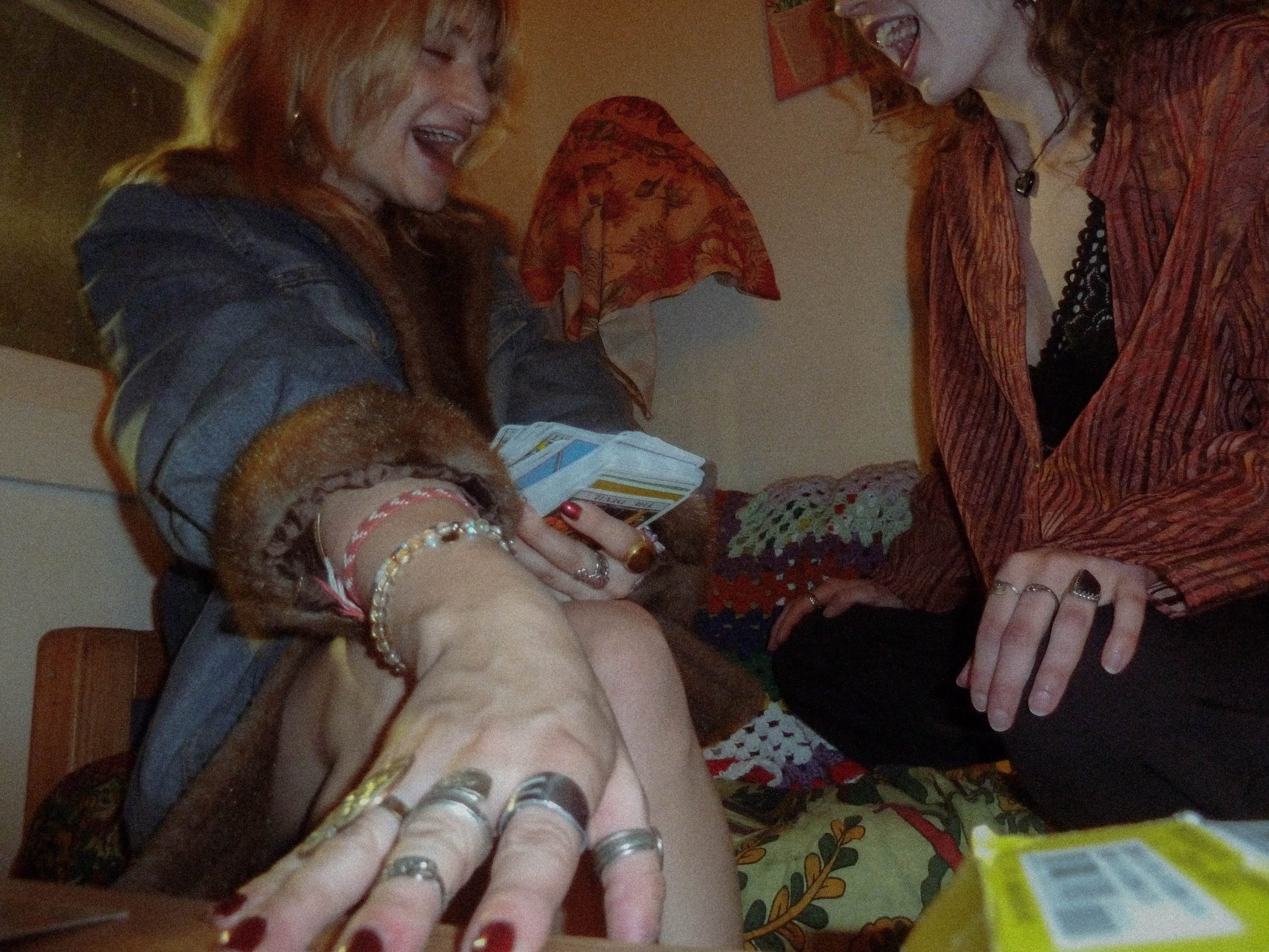 daisy jones and the six inspired bestie photo