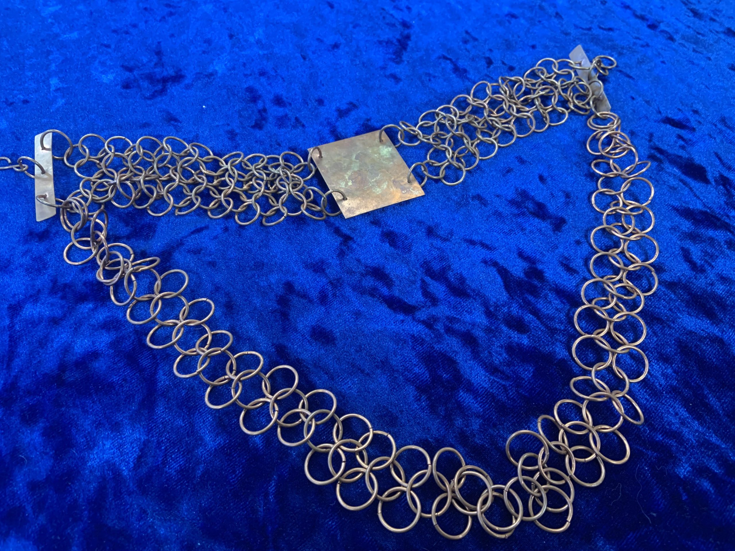 chainmail neckace